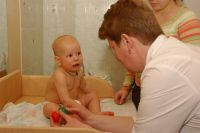 На что может жаловаться ребенок при отите