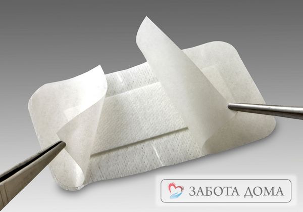 Перевязочный материал должен быть стерилен, а сама процедура смены повязок обязательно проводится с применением правил асептики и антисептики Стерильная повязка от пролежней