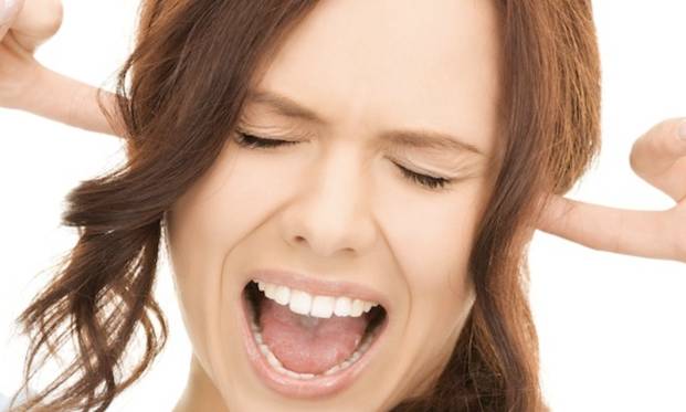 боль при отите