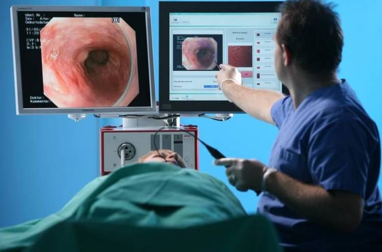 От чего возникает ожог пищевода