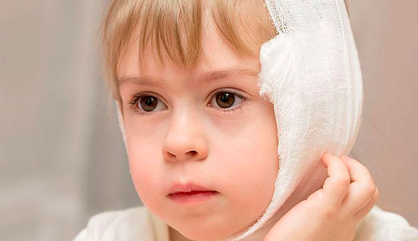 Компресс на ухе у ребенка