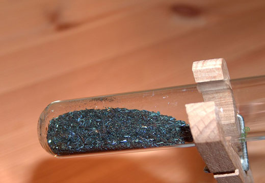 марганцовка в колбе